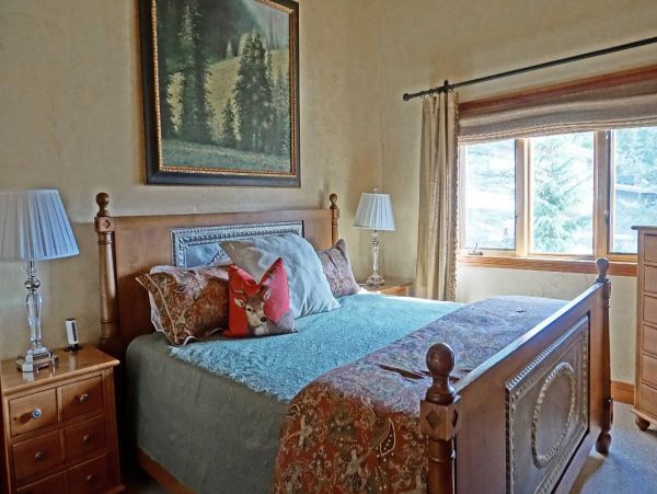 Vail Six Bedroom Vacation Home Just Minutes from the Slopes