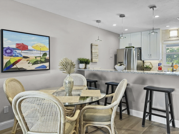 Siesta Key Two bedroom Vacation Condo