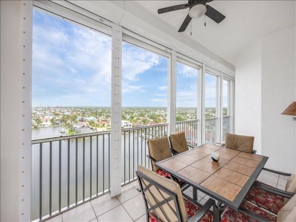 Naples Vacation Condo Three Bedroom Walk to Beach