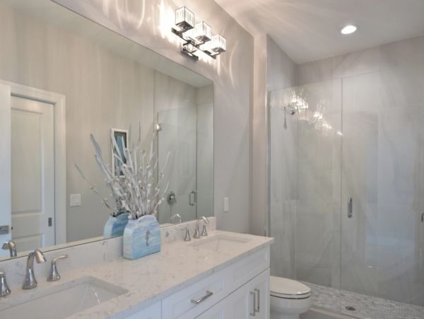Five Bedroom Canal Front Vacation Rental in Fort Myers