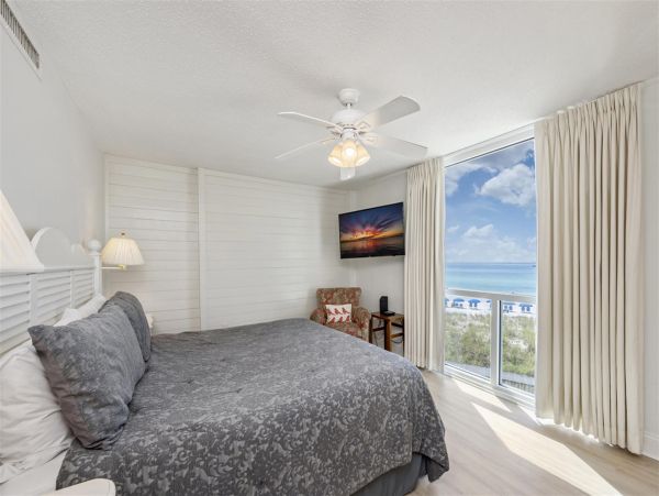Exquisite Beachfront Condo