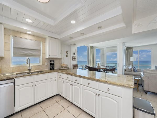 Exquisite Beachfront Condo