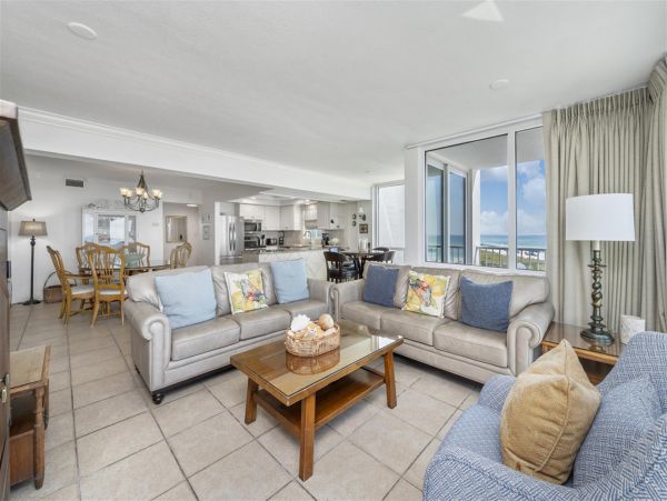 Exquisite Beachfront Condo