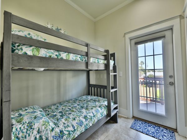 Panama City Vacation Home Walk to Beach