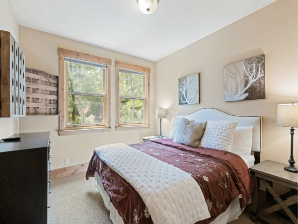 Nestled Between Down Town Truckee & Tahoe Lakes