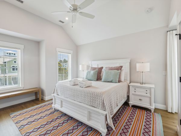 Hilton Head Six Bedroom Luxury Vacation Rental Close to the Beach