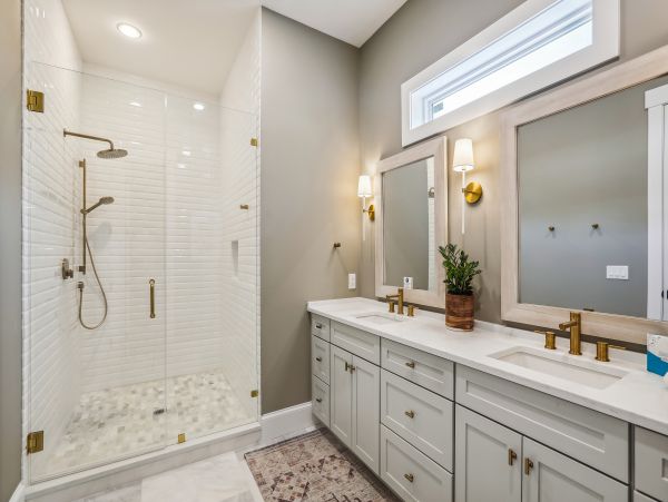 Hilton Head Six Bedroom Luxury Vacation Rental Close to the Beach