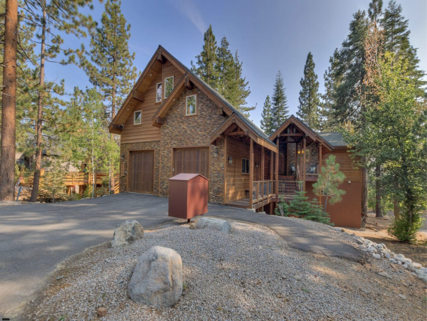 Close to Northstar Ski Resort- Magic Mountain Retreat