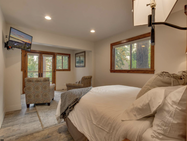 Close to Northstar Ski Resort- Magic Mountain Retreat