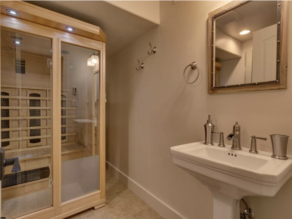 Close to Northstar Ski Resort- Magic Mountain Retreat
