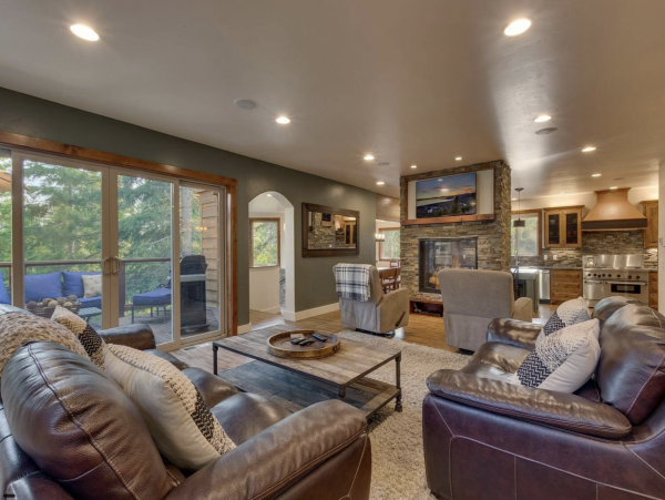 Close to Northstar Ski Resort- Magic Mountain Retreat