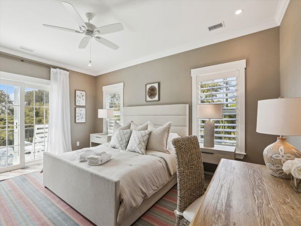 Hilton Head Six Bedroom Vacation Home Near the Beach
