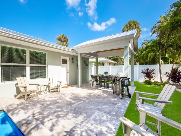 Holmes Beach Vacation Home with 4 Bedroom
