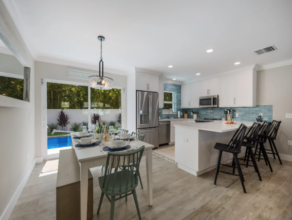 Holmes Beach Vacation Home with 4 Bedroom