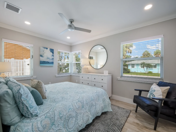 Holmes Beach Vacation Home with 4 Bedroom
