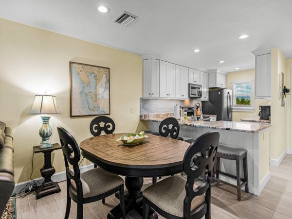 Boca Grande Vacation Condo Two Bedroom On beach