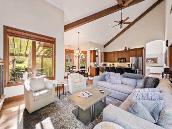 Delightful Colorado Mountain 6 Bedroom Vacation Rental