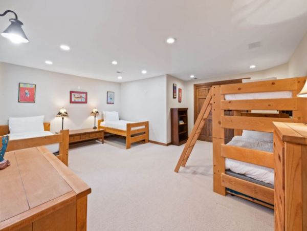 Delightful Colorado Mountain 6 Bedroom Vacation Rental