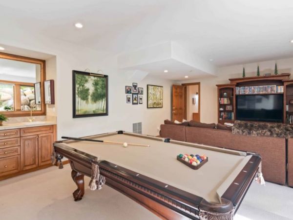 Delightful Colorado Mountain 6 Bedroom Vacation Rental
