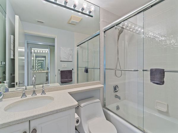 Longboat Key Vacation Condo Two Bedroom with Den