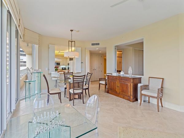 Longboat Key Vacation Condo Two Bedroom with Den