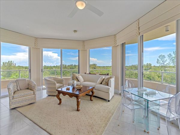 Longboat Key Vacation Condo Two Bedroom with Den