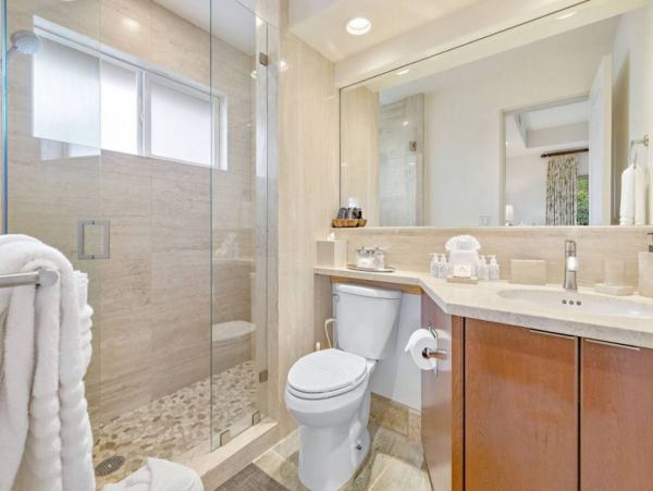 Luxury Estate with 8 Bedrooms & Amazing Amenities