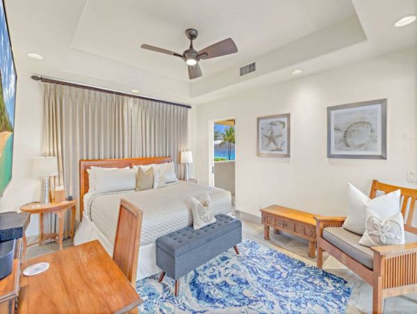 Luxury Estate with 8 Bedrooms & Amazing Amenities