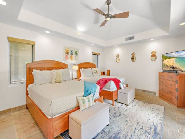 Luxury Estate with 8 Bedrooms & Amazing Amenities