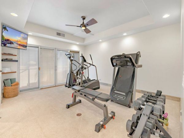 Luxury Estate with 8 Bedrooms & Amazing Amenities