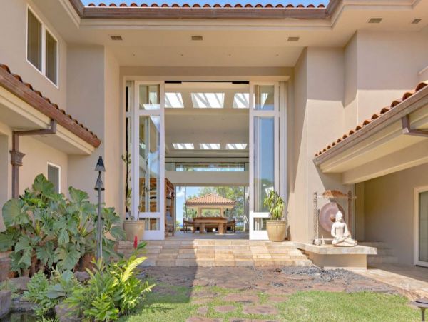 Luxury Estate with 8 Bedrooms & Amazing Amenities