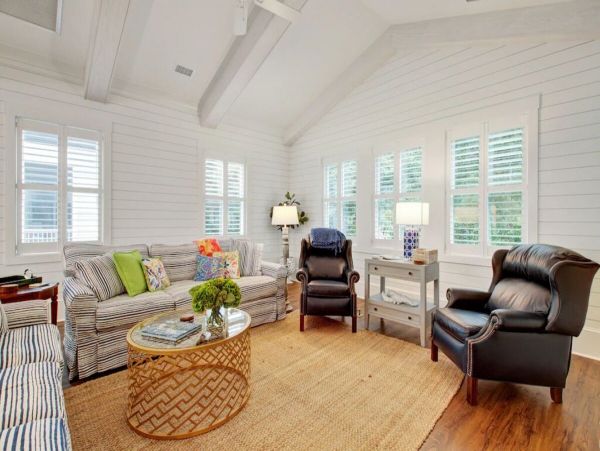 Isle of Palms Luxury Vacation Home 6 Bedrooms Walk to Beach