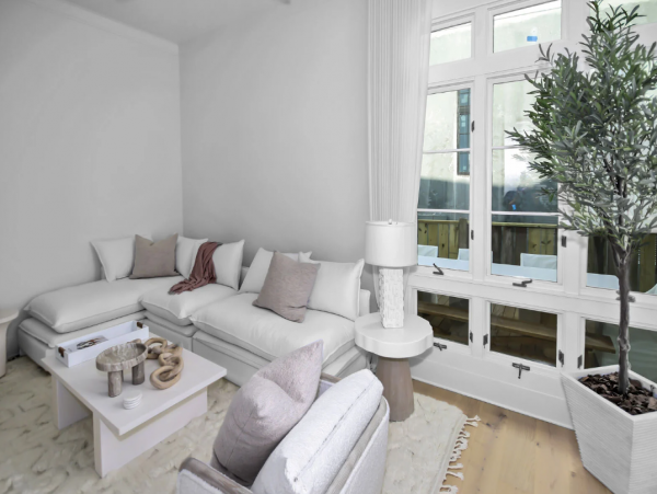 Modern Oceanfront 4 Bedroom Vacation Home Sleeps 12 Guests