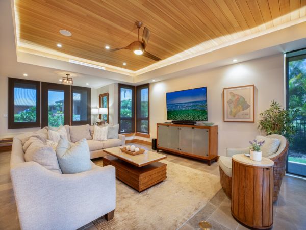 Luxury 4 Bedroom Vacation Home with Amazing Amenities