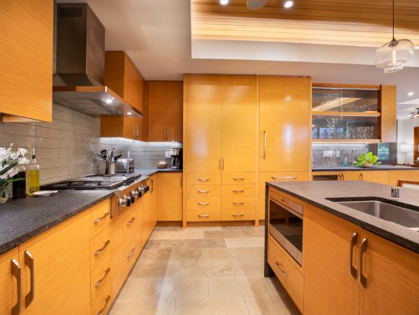Luxury 4 Bedroom Vacation Home with Amazing Amenities