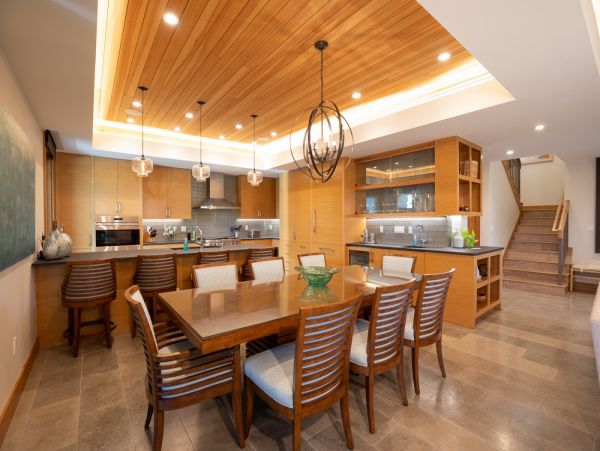 Luxury 4 Bedroom Vacation Home with Amazing Amenities