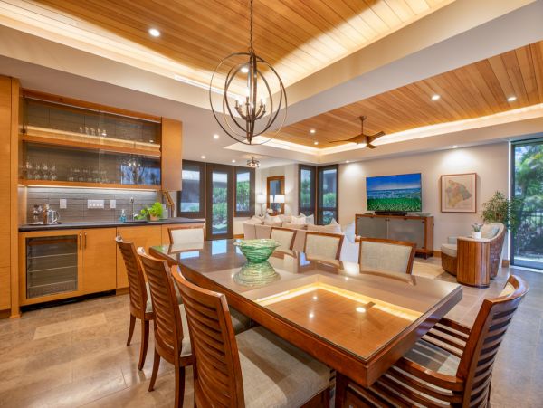 Luxury 4 Bedroom Vacation Home with Amazing Amenities