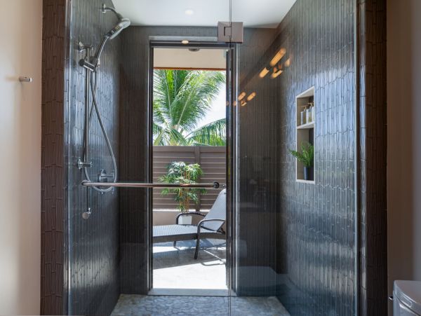 Luxury 4 Bedroom Vacation Home with Amazing Amenities