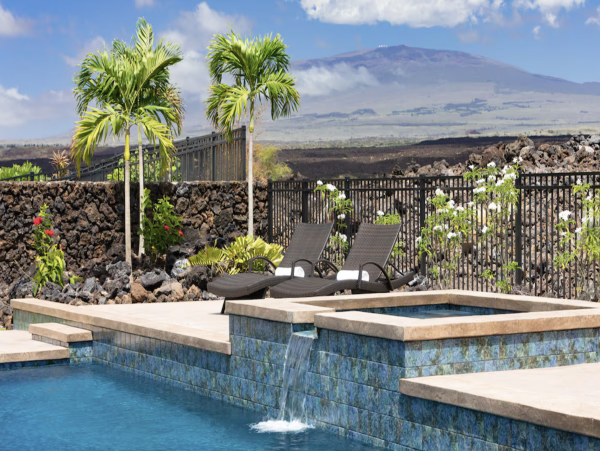 Luxury Four Bedroom Residence So Many Extras Call Today