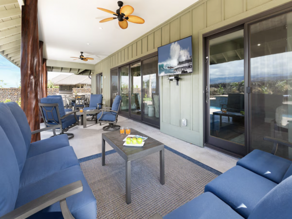 Luxury Four Bedroom Residence So Many Extras Call Today