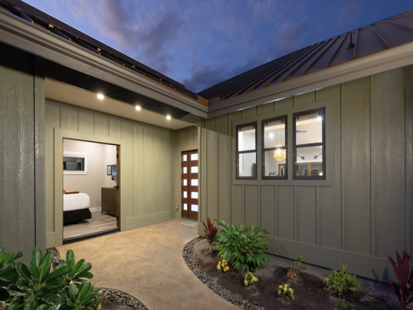 Luxury Four Bedroom Residence So Many Extras Call Today