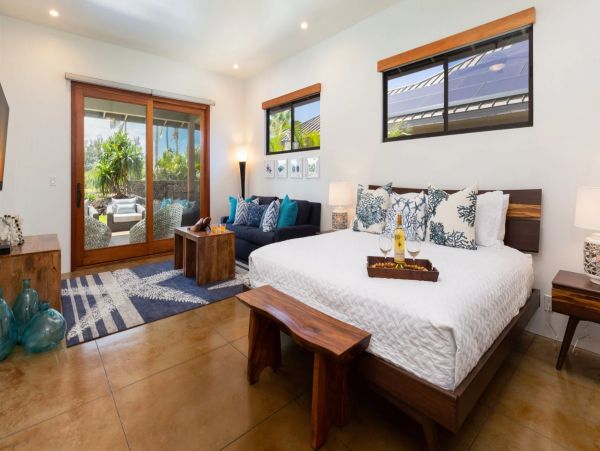 Golf Course & Mountain View Five Bedroom Home in Waikoloa Village