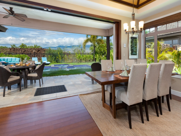 Big Island Main House Plus A Detached Guest Cottage