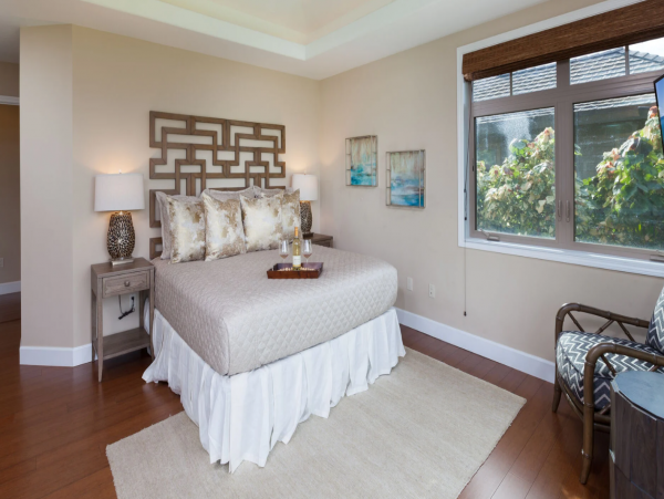 Big Island Main House Plus A Detached Guest Cottage
