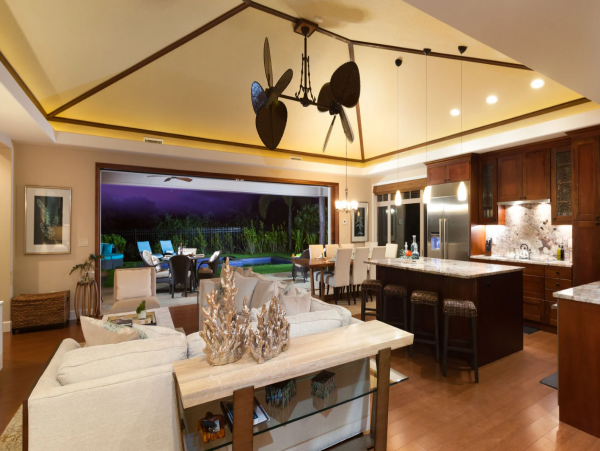 Big Island Main House Plus A Detached Guest Cottage
