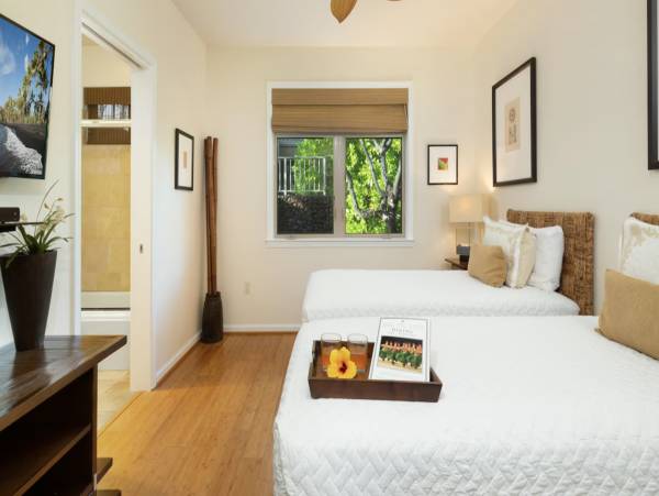 Waimea Villa Luxury Throughout Main House & Guest House