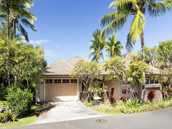 Waimea Villa Luxury Throughout Main House & Guest House
