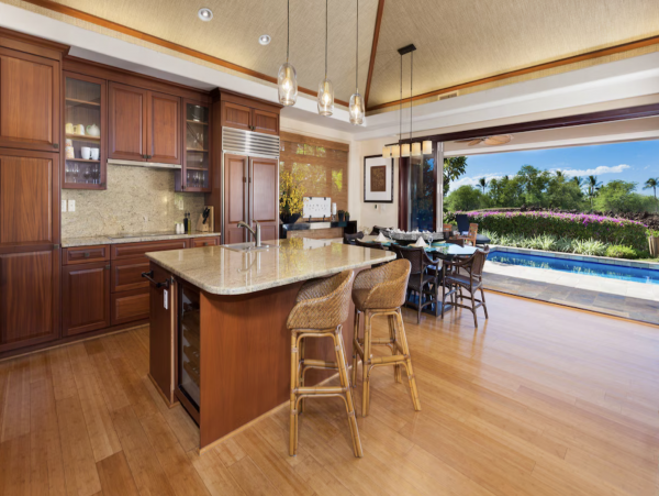 Waimea Villa Luxury Throughout Main House & Guest House
