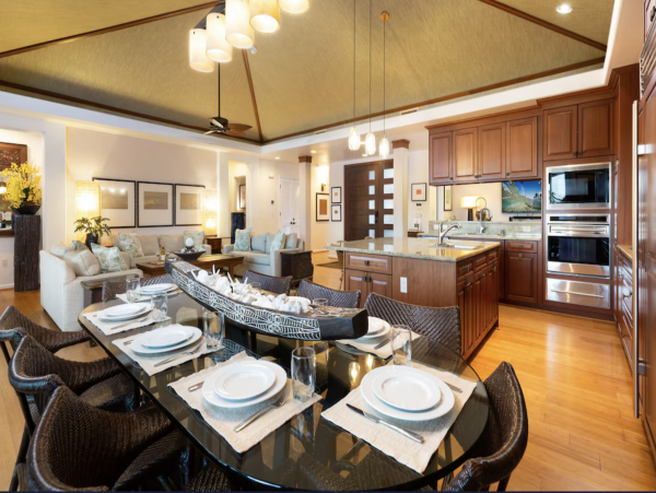 Waimea Villa Luxury Throughout Main House & Guest House