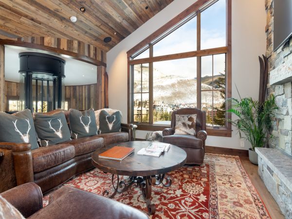 Luxury Ski in/Ski out Vail  Pool and Hot Tub Private Ski Chalet - Private Funicular Walk to Village